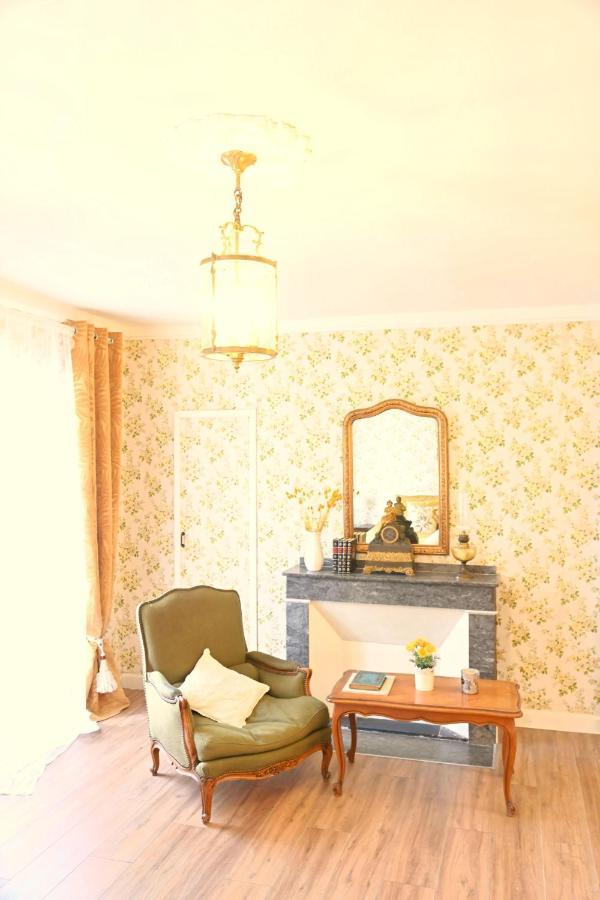 Chateau Saint-Joseph, Grand Gites 4 Etoiles En Pleine Nature Mazerolles-du-Razes 外观 照片